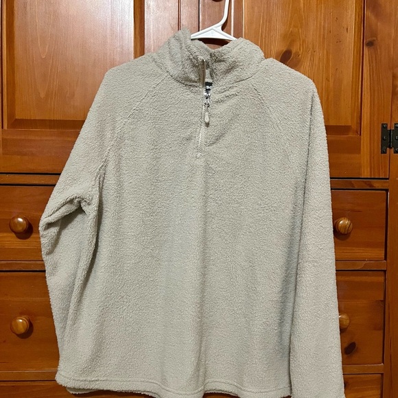 NWT Super Soft Sherpa Qzip - Large - Picture 3 of 8